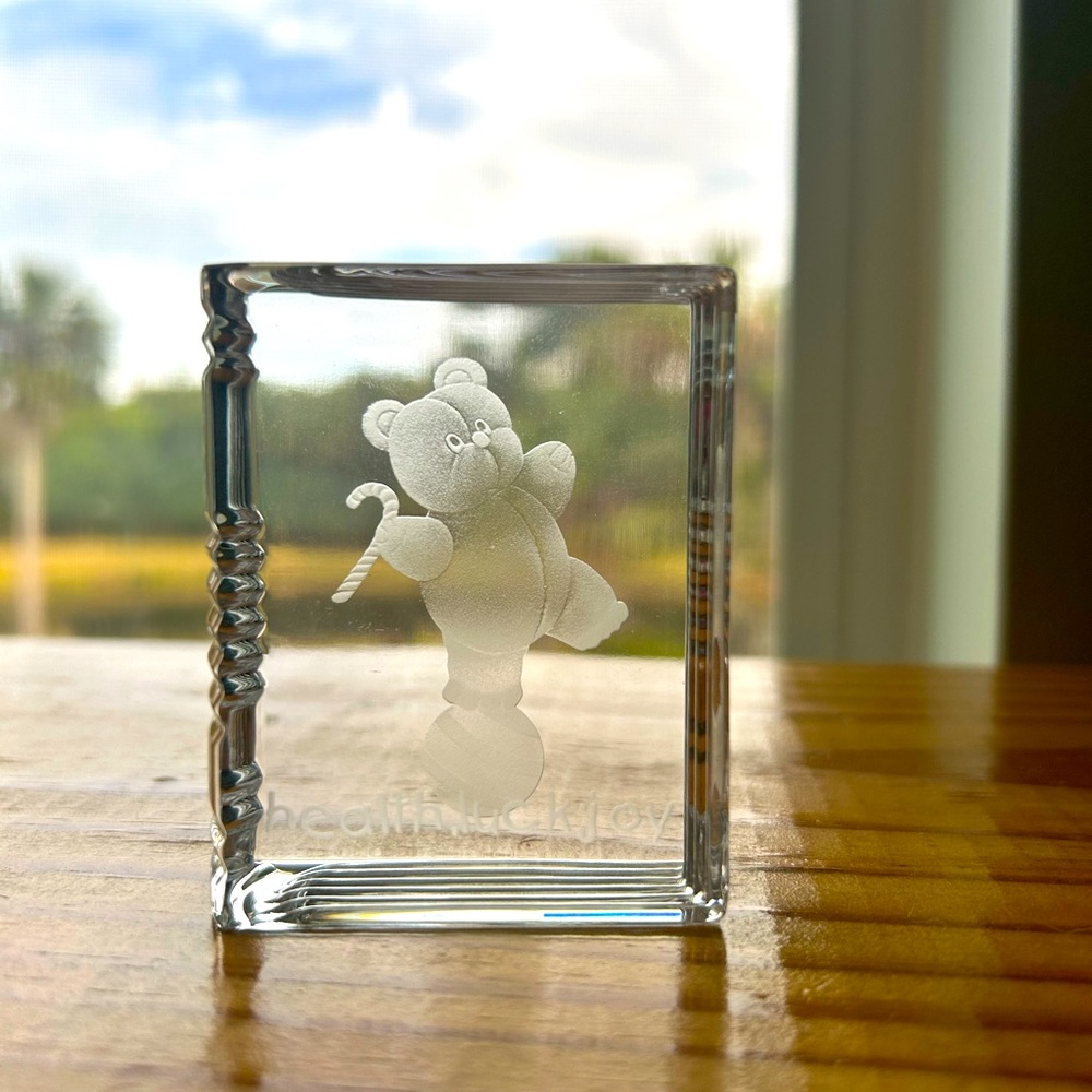 Stuart Memento Crystal Collection Teddy Bear Happiness